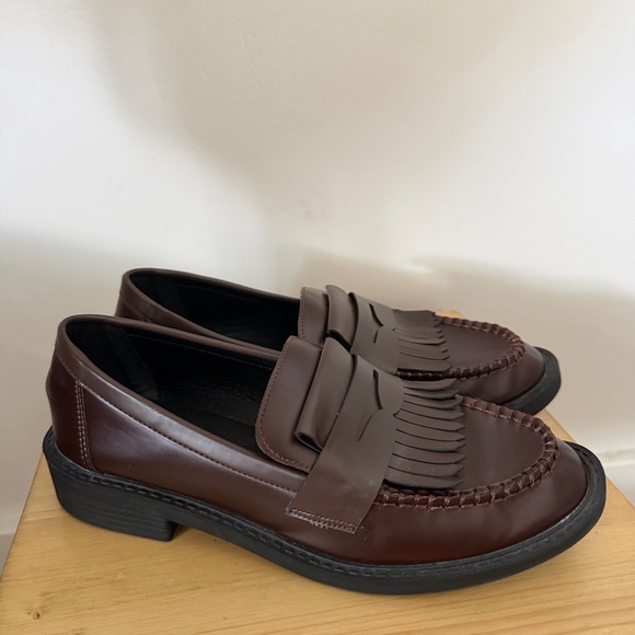 Shoes - Classic Brown Penny Loafers